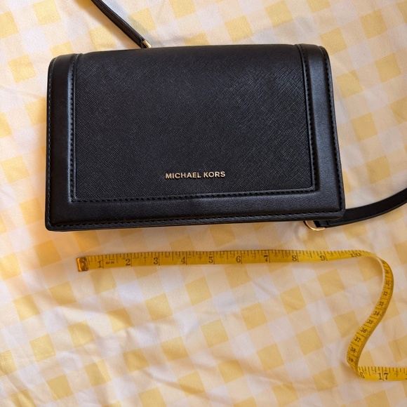 Michael Kors Women's Jet Set Chain Saffiano Leather Flap Crossbody Bag - Picture 11 of 15